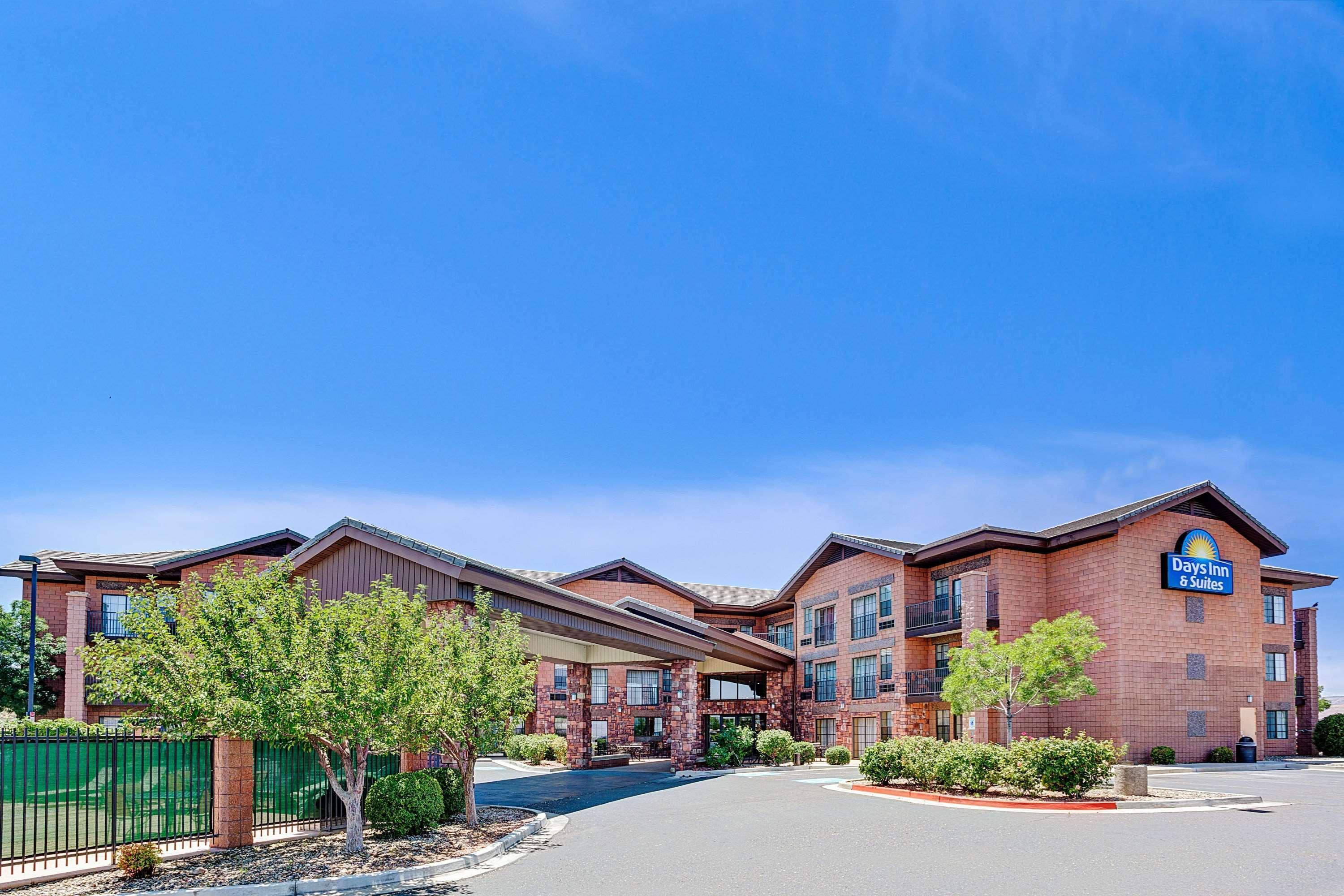 Days Inn & Suites By Wyndham Page Lake Powell Ngoại thất bức ảnh